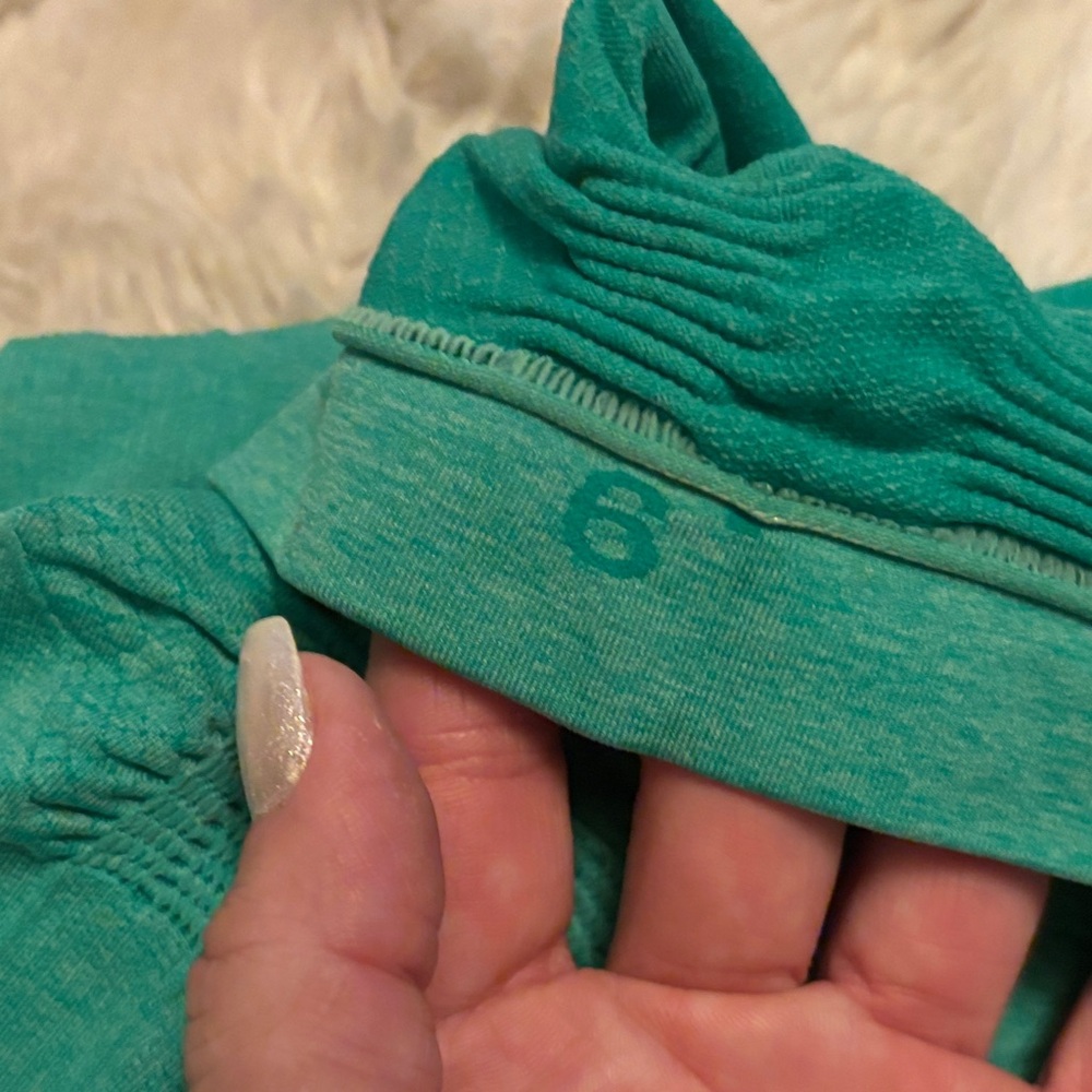 Green Lululemon Compression Capris - image 5